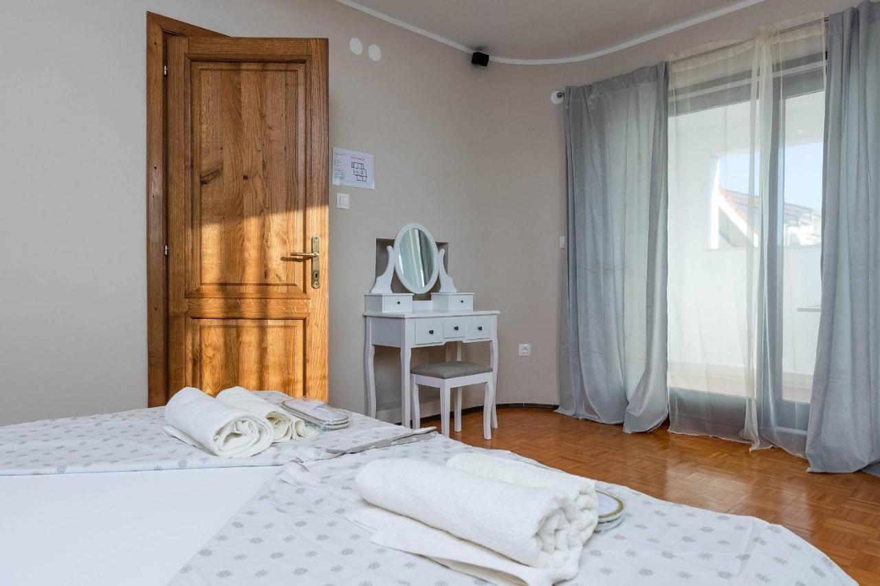 Zorica Vila *